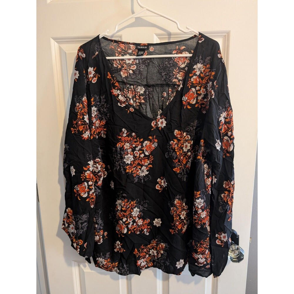 Women's TORRID 3 Floral Blouse 3x Floral Autumn Top Festival Flowy Fall Patch